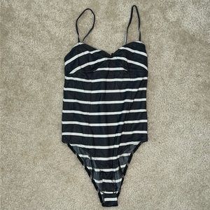 FOREVER 21 Body Suit (Size Small)